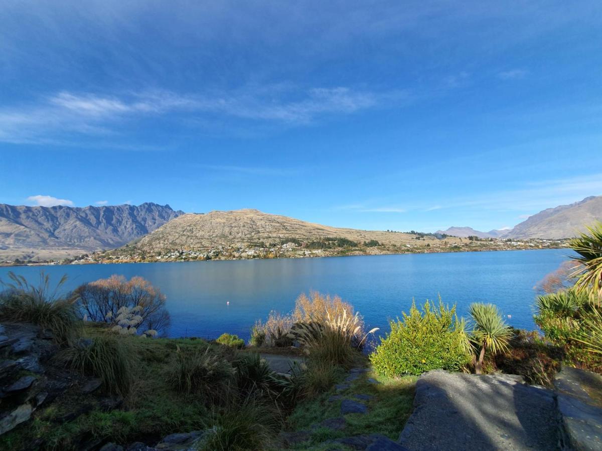 Lakeside Living - Modern 2-Bedroom Apartment Queenstown Dış mekan fotoğraf