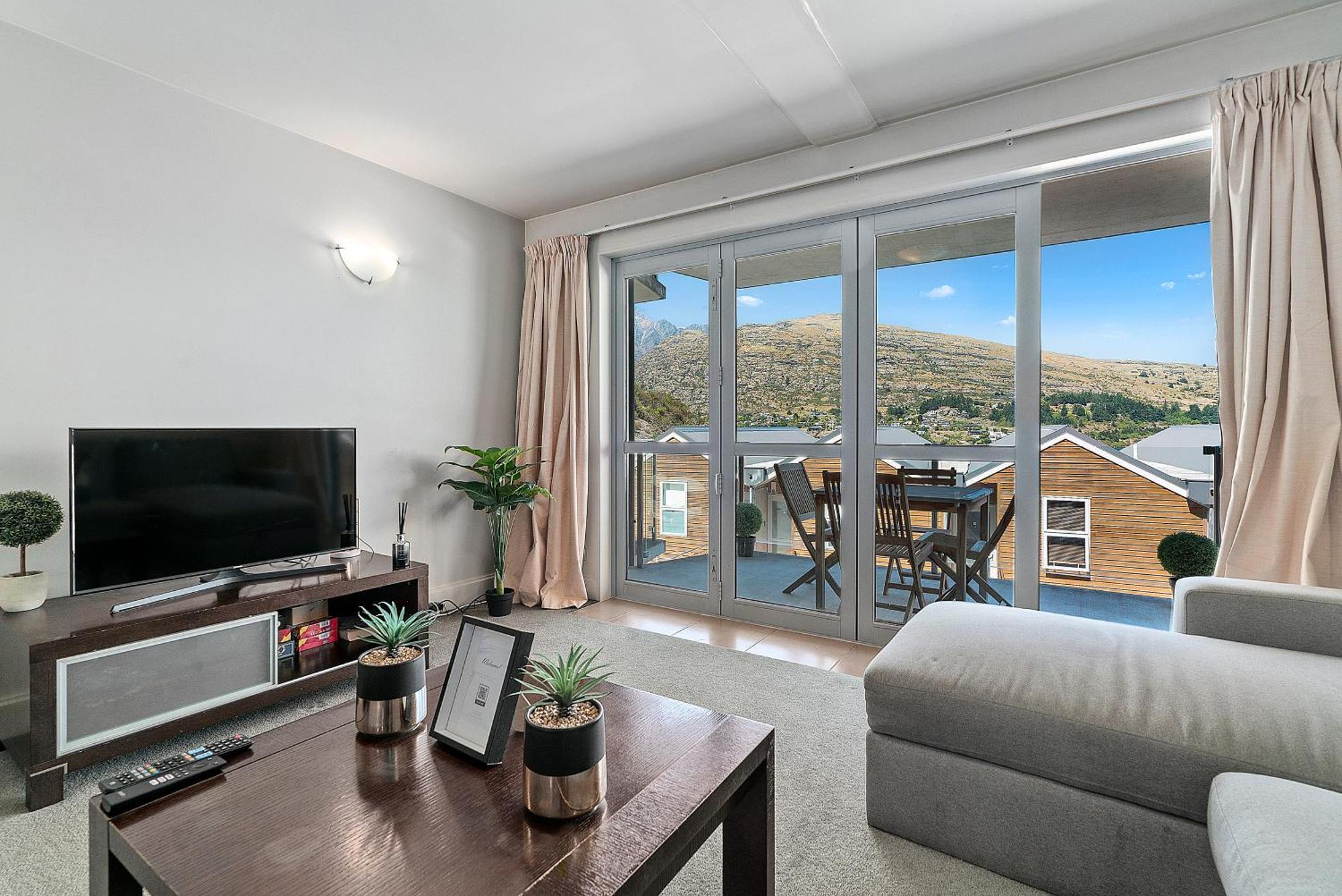 Lakeside Living - Modern 2-Bedroom Apartment Queenstown Dış mekan fotoğraf